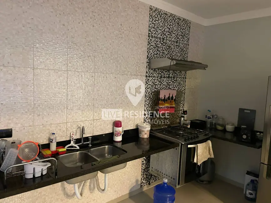 Foto 3 de Casa com 4 quartos à venda, 208m2 em Parque São Francisco, Itatiba - SP