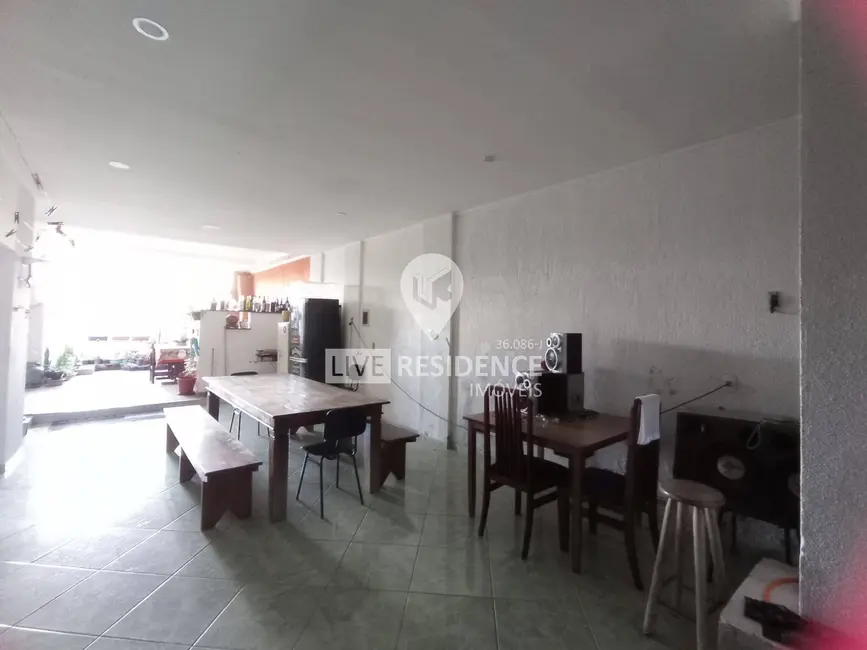Foto 6 de Casa com 3 quartos à venda, 178m2 em Jardim Ipê, Itatiba - SP