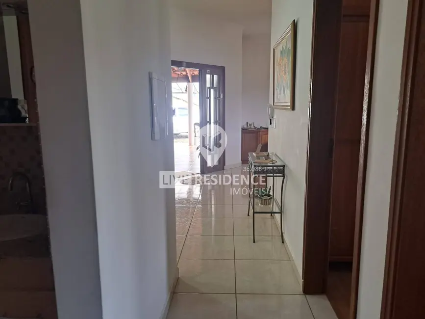 Casa com 3 quartos à venda, 177m2 em Jardim Nova América, Itatiba - SP - imagem 4 Foto 4 de Casa com 3 quartos à venda, 177m2 em Jardim Nova América, Itatiba - SP