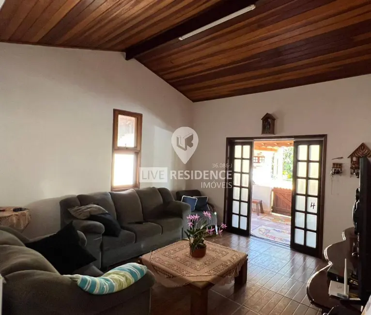 Foto 7 de Casa com 4 quartos à venda, 220m2 em Itatiba - SP