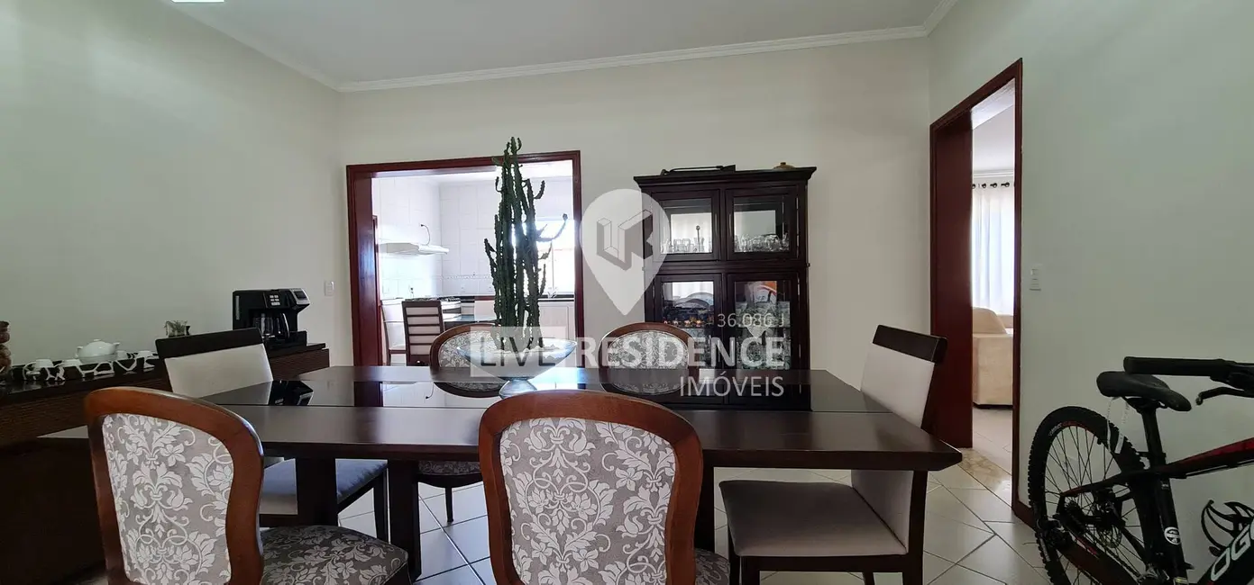 Foto 9 de Casa de Condomínio com 4 quartos à venda, 350m2 em Itatiba - SP