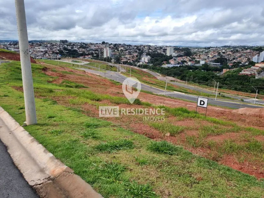Foto 2 de Terreno / Lote à venda, 252m2 em Itatiba - SP
