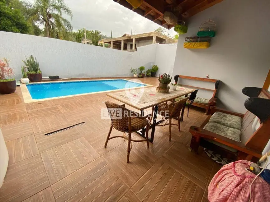 Foto 2 de Casa de Condomínio com 3 quartos à venda, 141m2 em Loteamento Jardim das Paineiras, Itatiba - SP