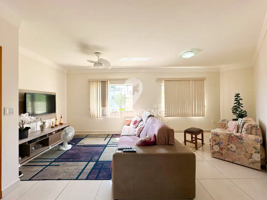 Foto 6 de Casa de Condomínio com 4 quartos à venda, 169m2 em Itatiba - SP