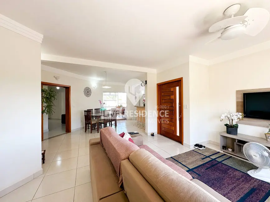 Foto 5 de Casa de Condomínio com 4 quartos à venda, 169m2 em Itatiba - SP