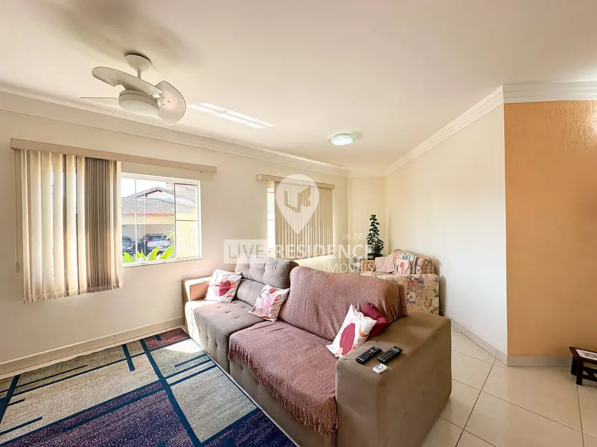 Foto 8 de Casa de Condomínio com 4 quartos à venda, 169m2 em Itatiba - SP