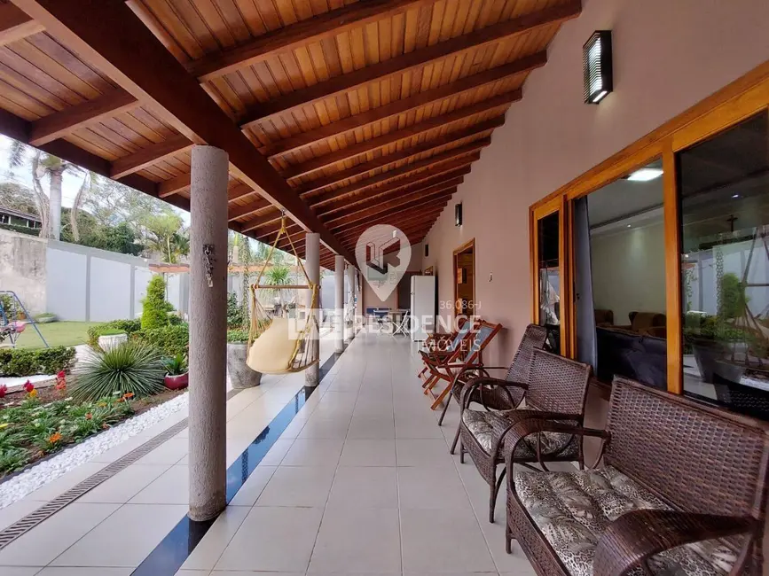 Foto 3 de Casa com 5 quartos à venda, 388m2 em Jardim Leonor, Itatiba - SP