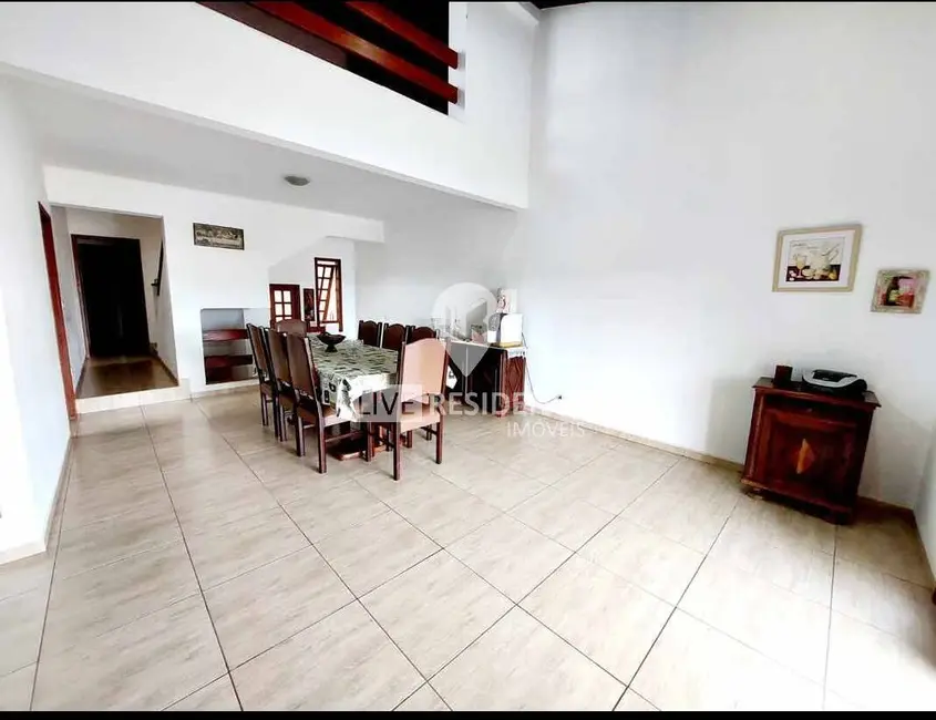 Foto 3 de Casa com 4 quartos à venda, 287m2 em Jardim Salessi, Itatiba - SP
