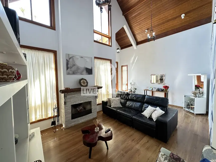 Foto 8 de Casa de Condomínio com 3 quartos à venda, 335m2 em Itatiba - SP