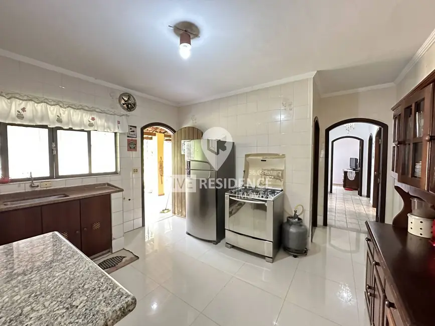 Foto 7 de Casa de Condomínio com 4 quartos à venda, 250m2 em Capela do Barreiro, Itatiba - SP