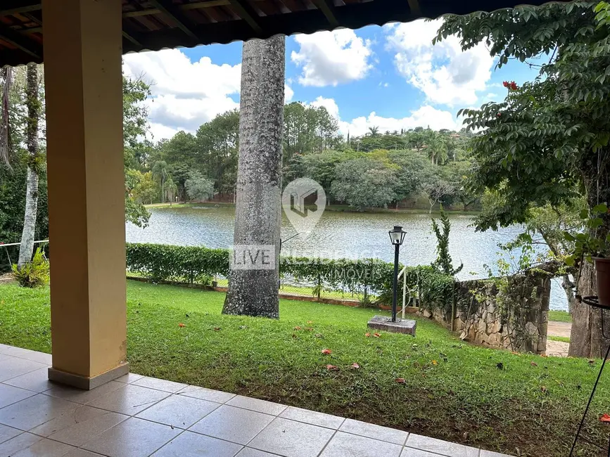 Foto 4 de Casa de Condomínio com 4 quartos à venda, 250m2 em Capela do Barreiro, Itatiba - SP