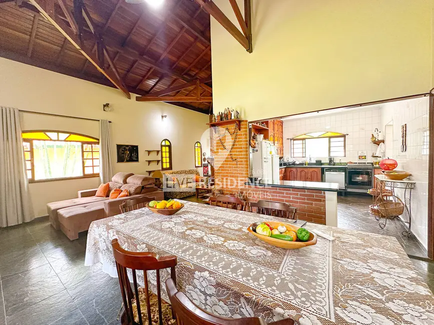 Foto 3 de Casa de Condomínio com 5 quartos à venda, 319m2 em Capela do Barreiro, Itatiba - SP