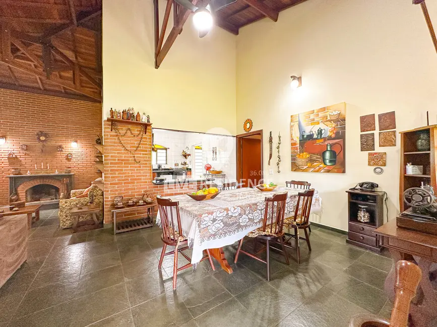 Foto 5 de Casa de Condomínio com 5 quartos à venda, 319m2 em Capela do Barreiro, Itatiba - SP