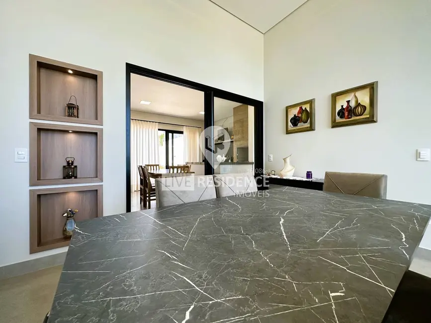 Foto 5 de Casa de Condomínio com 3 quartos à venda, 210m2 em Reserva Santa Rosa, Itatiba - SP