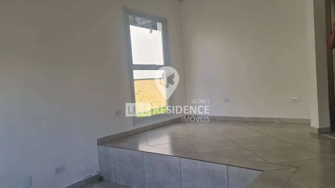 Foto 4 de Casa de Condomínio com 3 quartos à venda, 77m2 em Vila Santa Terezinha, Itatiba - SP