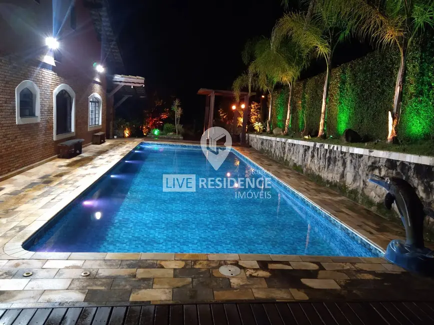 Foto 3 de Casa com 3 quartos à venda, 357m2 em Jardim Estância Brasil, Atibaia - SP