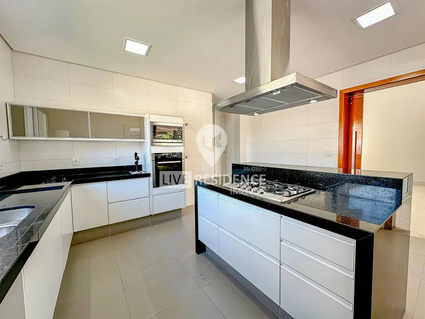 Foto 9 de Casa de Condomínio com 5 quartos à venda, 459m2 em Marambaia, Vinhedo - SP