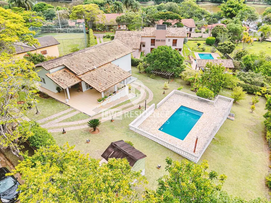 Casa de Condomínio com 4 quartos à venda, 325m2 em Capela do Barreiro, Itatiba - SP - imagem 1 Foto 1 de Casa de Condomínio com 4 quartos à venda, 325m2 em Capela do Barreiro, Itatiba - SP