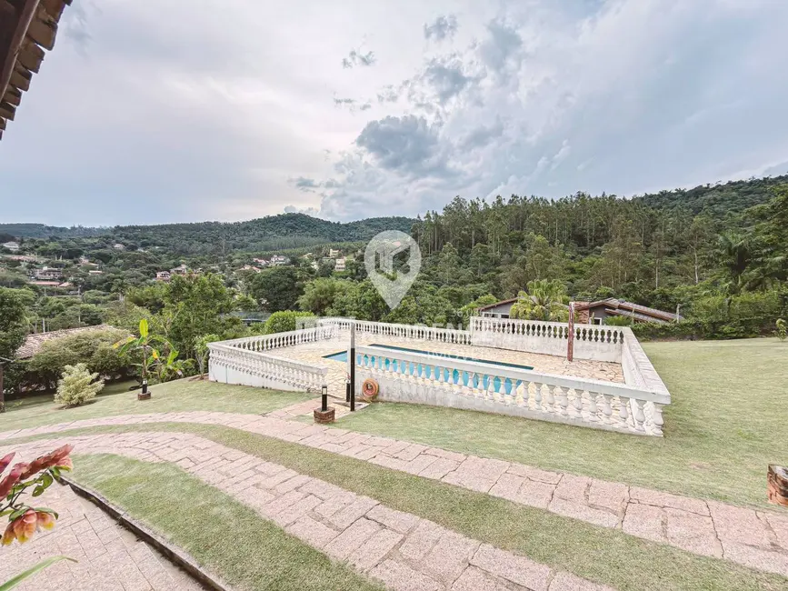 Casa de Condomínio com 4 quartos à venda, 325m2 em Capela do Barreiro, Itatiba - SP - imagem 3 Foto 3 de Casa de Condomínio com 4 quartos à venda, 325m2 em Capela do Barreiro, Itatiba - SP