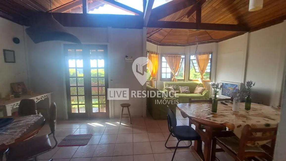 Foto 6 de Casa com 4 quartos à venda, 149m2 em Itatiba - SP