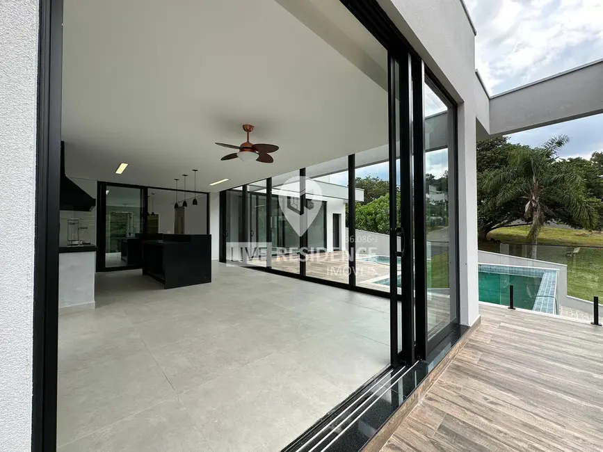 Foto 8 de Casa de Condomínio com 3 quartos à venda, 303m2 em Centro, Itatiba - SP