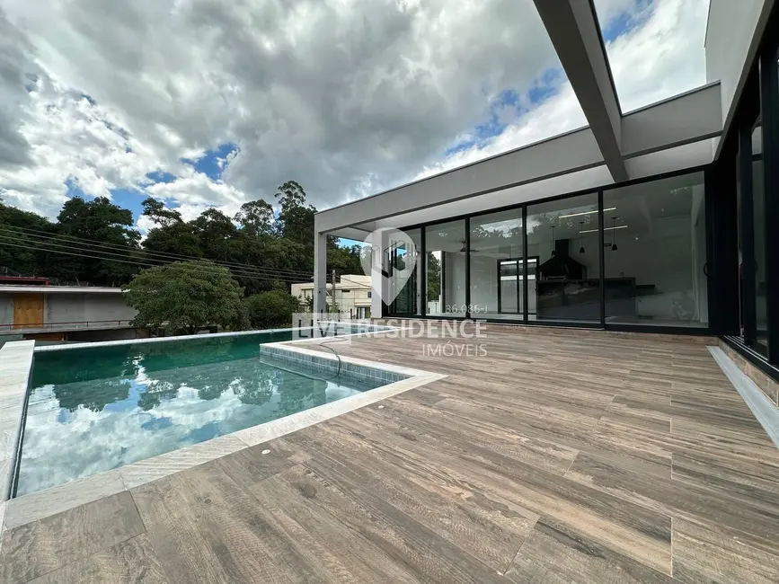 Foto 6 de Casa de Condomínio com 3 quartos à venda, 303m2 em Centro, Itatiba - SP