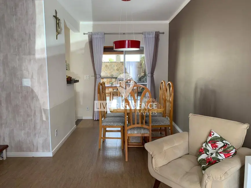 Casa de Condomínio com 3 quartos à venda, 99m2 em Loteamento Santo Antônio, Itatiba - SP - imagem 5 Foto 5 de Casa de Condomínio com 3 quartos à venda, 99m2 em Loteamento Santo Antônio, Itatiba - SP