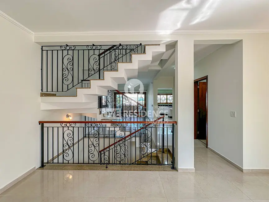 Foto 4 de Casa com 3 quartos à venda, 454m2 em Jardim Coronel Peroba, Itatiba - SP