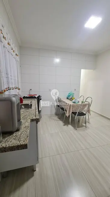 Foto 7 de Casa com 2 quartos à venda, 71m2 em Vila Santa Cruz, Itatiba - SP