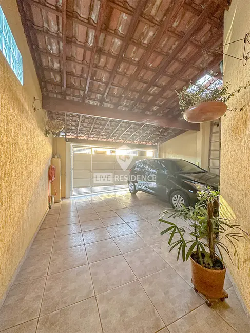 Foto 2 de Casa com 3 quartos à venda, 149m2 em Nova Itatiba, Itatiba - SP