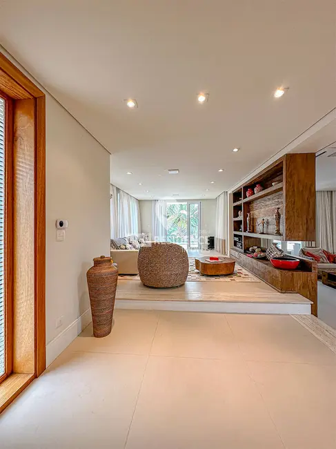 Foto 3 de Casa de Condomínio com 6 quartos à venda, 890m2 em Ville Chamonix, Itatiba - SP