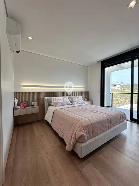 Foto 9 de Casa de Condomínio com 4 quartos à venda, 384m2 em Itatiba - SP