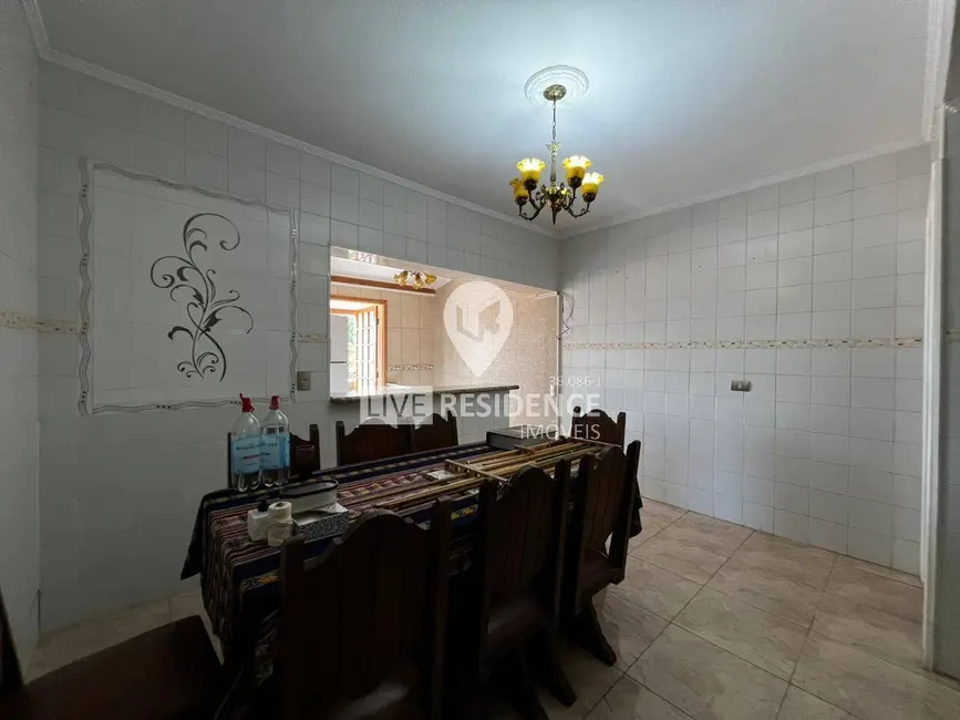 Foto 5 de Casa com 2 quartos à venda, 172m2 em Jardim Coronel Peroba, Itatiba - SP