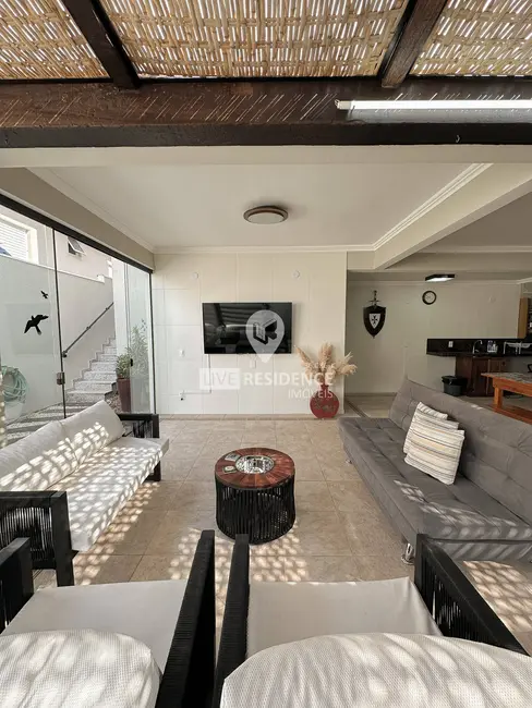 Casa de Condomínio com 3 quartos à venda, 181m2 em Itatiba - SP - imagem 8 Foto 8 de Casa de Condomínio com 3 quartos à venda, 181m2 em Itatiba - SP