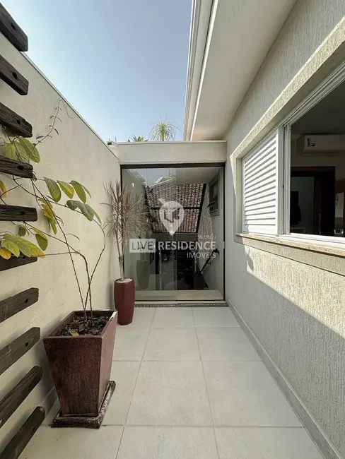 Casa de Condomínio com 3 quartos à venda, 181m2 em Itatiba - SP - imagem 6 Foto 6 de Casa de Condomínio com 3 quartos à venda, 181m2 em Itatiba - SP