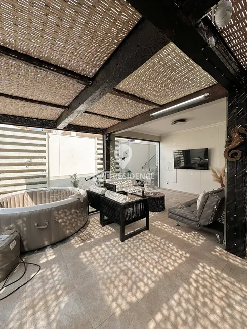 Casa de Condomínio com 3 quartos à venda, 181m2 em Itatiba - SP - imagem 2 Foto 2 de Casa de Condomínio com 3 quartos à venda, 181m2 em Itatiba - SP