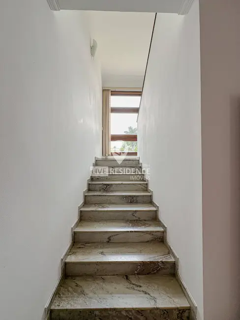 Foto 8 de Casa de Condomínio com 5 quartos à venda, 340m2 em Parque das Laranjeiras, Itatiba - SP