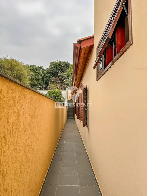 Casa com 3 quartos à venda, 426m2 em Centro, Itatiba - SP - imagem 5 Foto 5 de Casa com 3 quartos à venda, 426m2 em Centro, Itatiba - SP