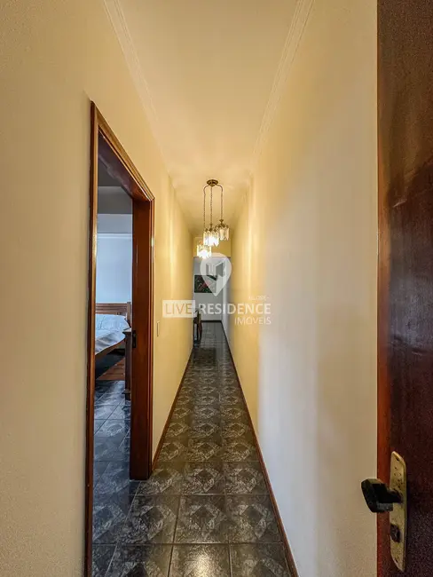 Casa com 3 quartos à venda, 426m2 em Centro, Itatiba - SP - imagem 9 Foto 9 de Casa com 3 quartos à venda, 426m2 em Centro, Itatiba - SP