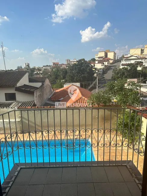 Casa à venda, 217m2 em Centro, Itatiba - SP - imagem 4 Foto 4 de Casa à venda, 217m2 em Centro, Itatiba - SP