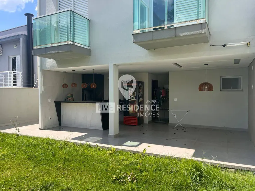 Foto 2 de Casa com 3 quartos à venda, 132m2 em Villaggio Fosuzzi, Itatiba - SP