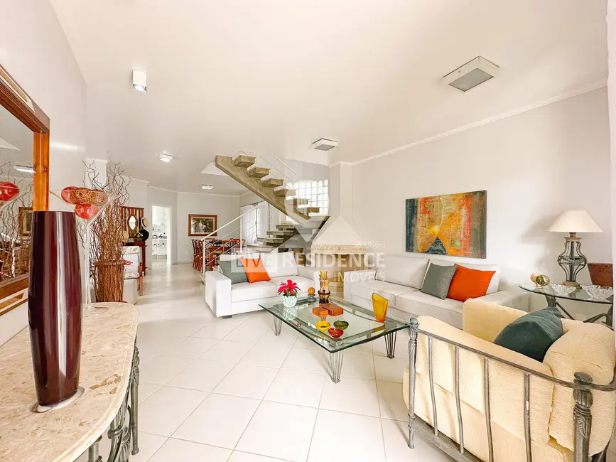 Foto 2 de Casa de Condomínio com 3 quartos à venda, 287m2 em Loteamento Residencial Dolce Vita, Itatiba - SP