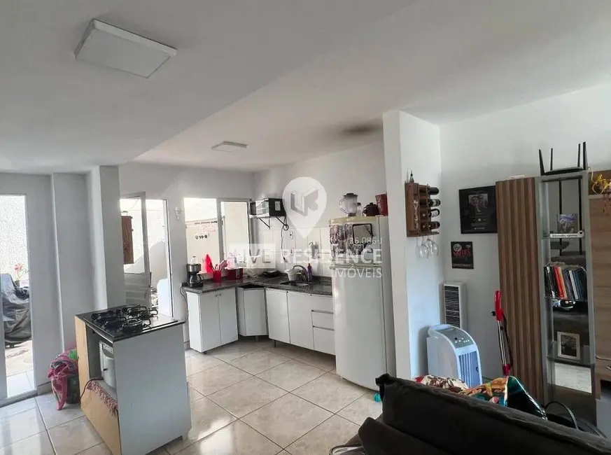 Foto 3 de Casa de Condomínio com 2 quartos à venda, 80m2 em Loteamento Santo Antônio, Itatiba - SP