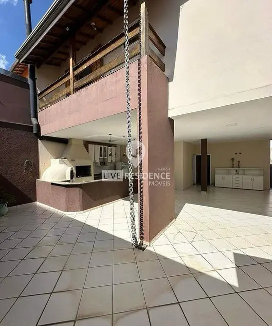 Foto 3 de Casa com 3 quartos à venda, 247m2 em Jardim Tereza, Itatiba - SP
