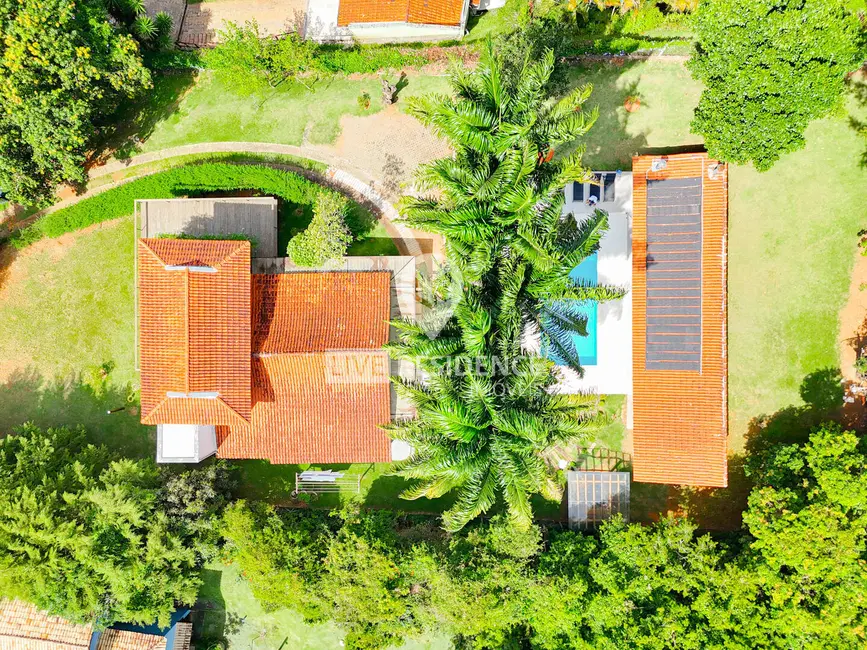 Foto 5 de Casa de Condomínio com 4 quartos à venda, 259m2 em Capela do Barreiro, Itatiba - SP