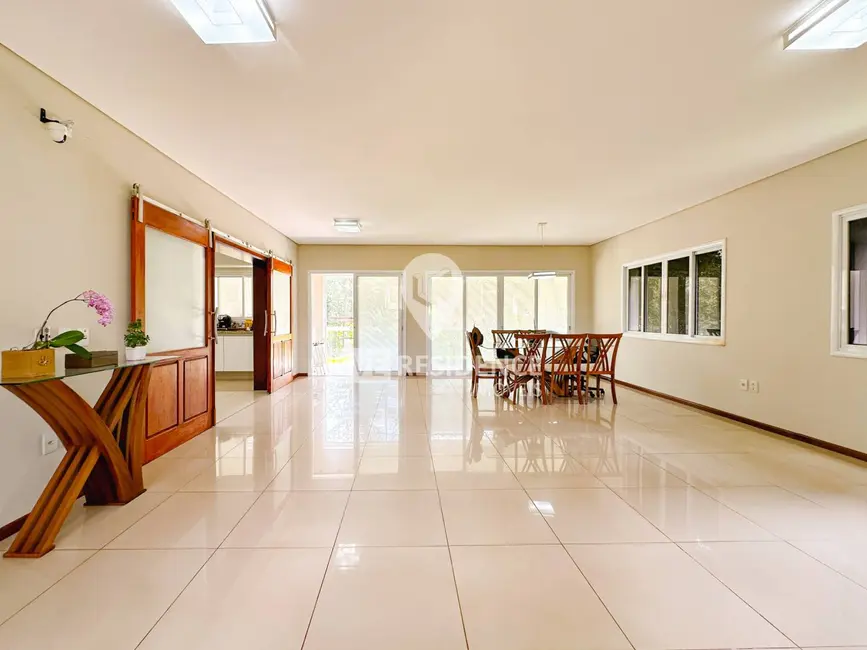 Foto 4 de Casa de Condomínio com 3 quartos à venda, 320m2 em Ville Chamonix, Itatiba - SP