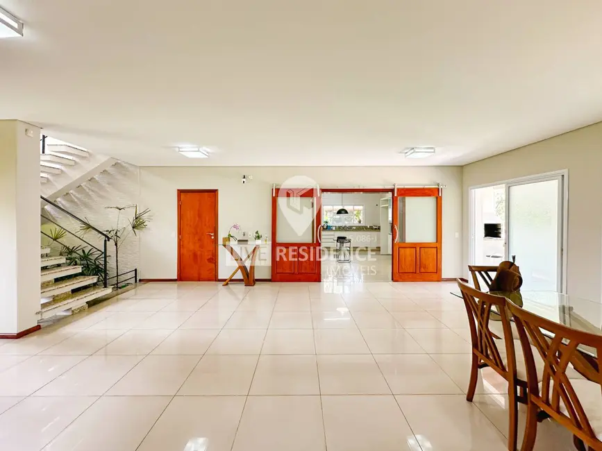 Foto 5 de Casa de Condomínio com 3 quartos à venda, 320m2 em Ville Chamonix, Itatiba - SP