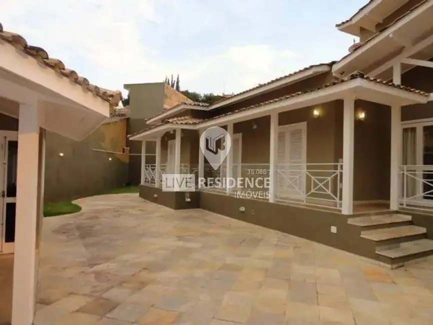 Foto 3 de Casa com 3 quartos à venda, 450m2 em Vila Brasileira, Itatiba - SP