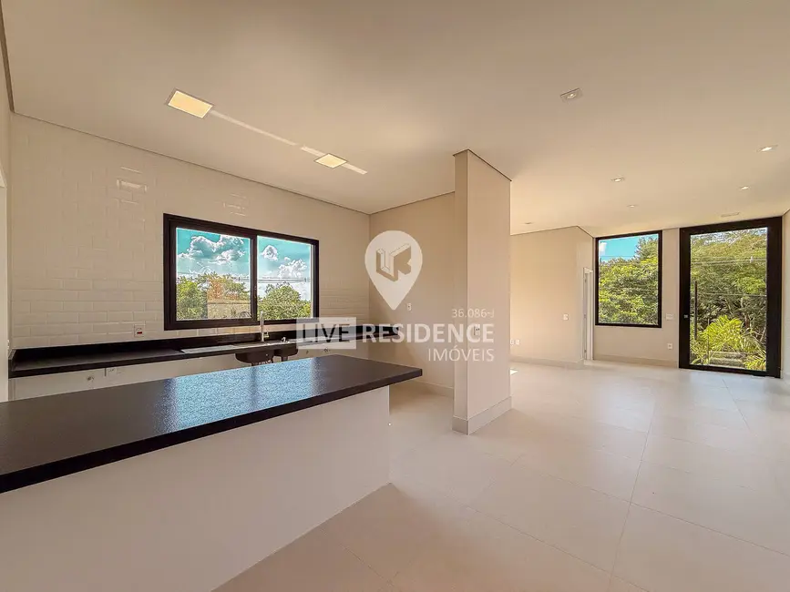 Foto 8 de Casa de Condomínio com 3 quartos à venda, 195m2 em Itatiba - SP