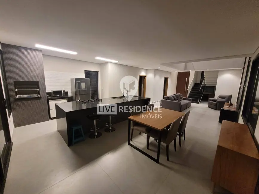 Casa de Condomínio com 4 quartos à venda, 229m2 em Itatiba - SP - imagem 1 Foto 1 de Casa de Condomínio com 4 quartos à venda, 229m2 em Itatiba - SP